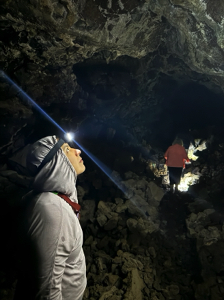 Exploring Sentinel Cave
Lava Beds National Monument