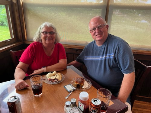 40th Anniversary Dessert 
at the former Schmeler House