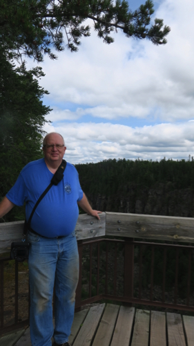 Ouimet Canyon
Notice Brian's dirty pants!